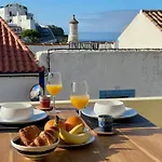 Casa Syra