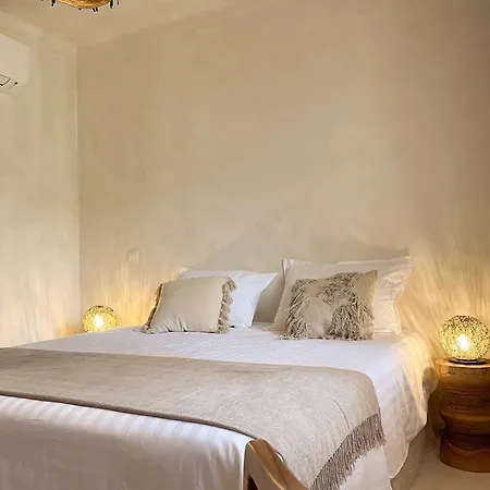 Casa Syra *
